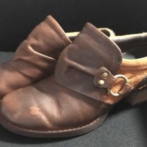 EUC Merrell Shiloh Oak Clog Size 7